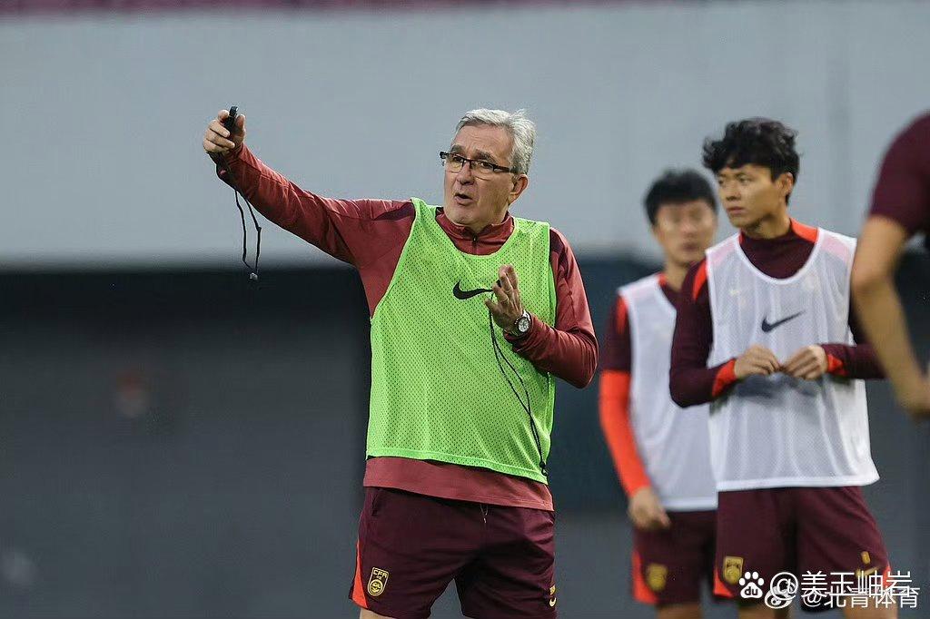 关于一场2-1绝杀，让中国队争冠起死回生，还送亚洲冠军2连败垫的信息