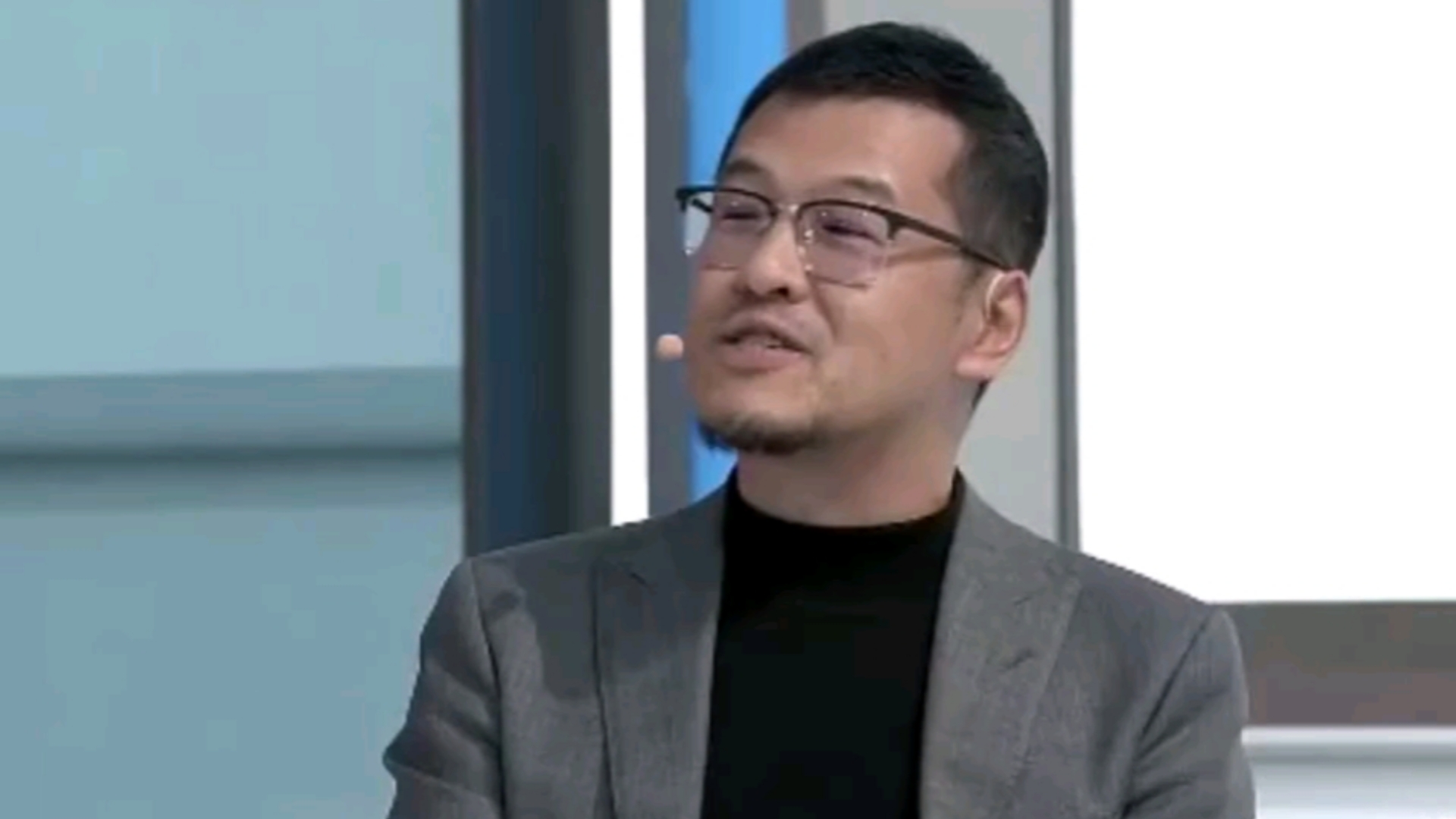 央视取消易建联专访播放，名嘴杨毅点评！谁给定性有罪？别想太多