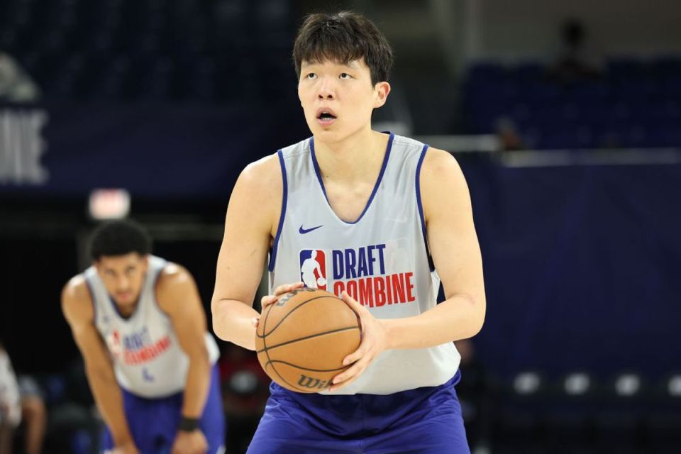 包含ESPN专家杨瀚森选秀前景一路攀升，次轮前半段的潜力人选的词条