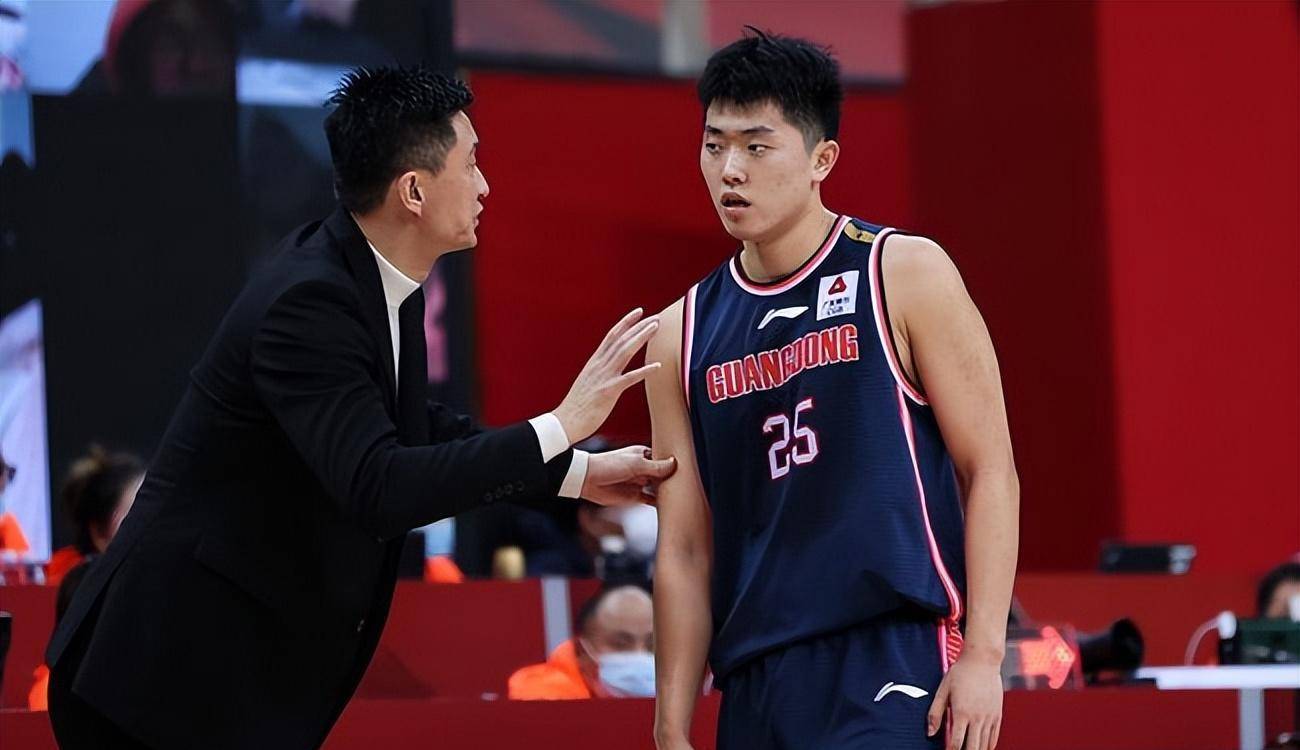 来了！挤走张皓嘉！广东男篮正式补强锋线三号位的简单介绍